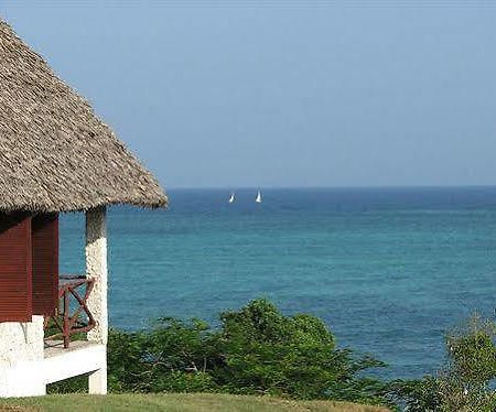 Hotel Tijara Beach Mombasa Exterior foto